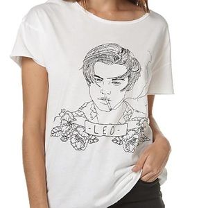 Stylestalker Distressed Leo Tee